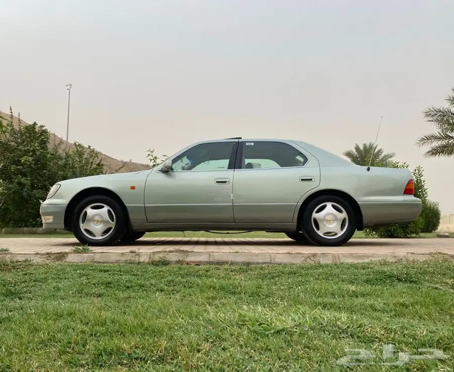 لكزس LS 400 ( مباع ) 24