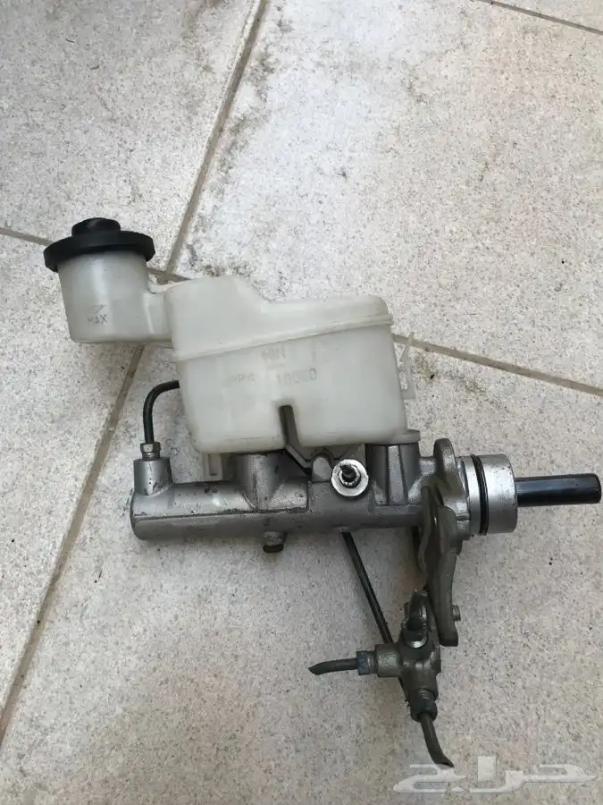 علبة فرامل و باكم هايلكس 0220 2