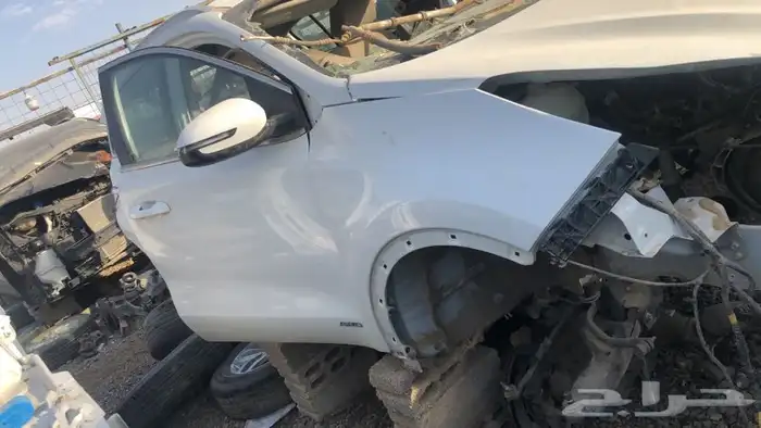 قطع غيار جميع انواع السيارات من الحاير والشرق 29