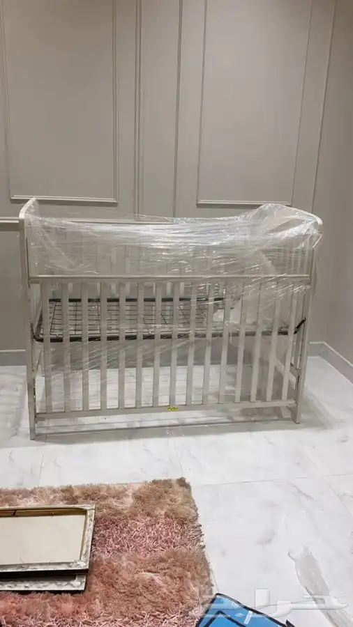 سرير اطفال 2
