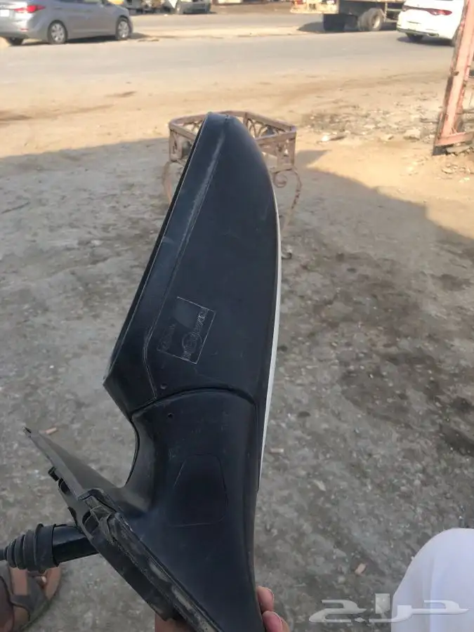 توفير جميع قطع غيار جميع انواع السيارات 9