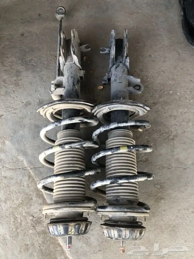 توفير جميع قطع غيار جميع انواع السيارات 1