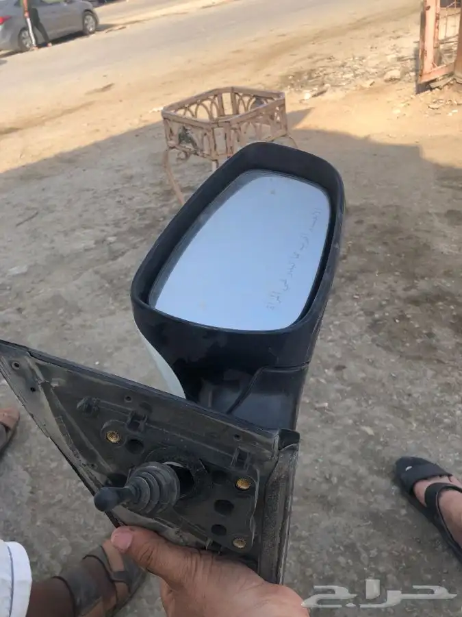 توفير جميع قطع غيار جميع انواع السيارات 11