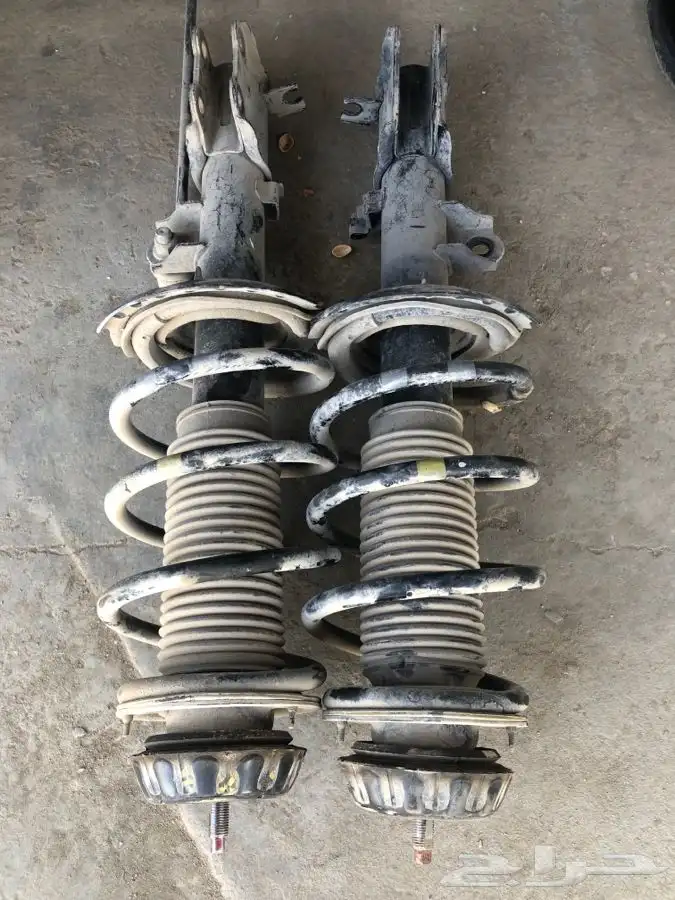 توفير جميع قطع غيار جميع انواع السيارات 2