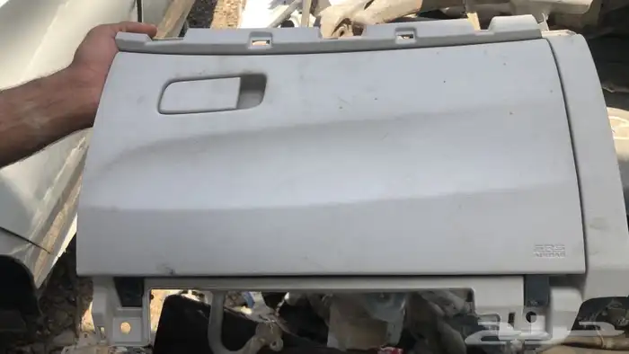 توفير جميع قطع غيار جميع انواع السيارات 48