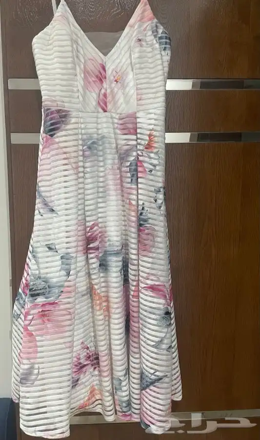 فساتين ناعمه ب 20لكل فستان ب الرياض . 0