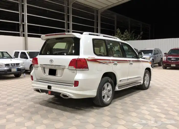 لاندكروزر جي اكس ار GX.R 2015 V8 4