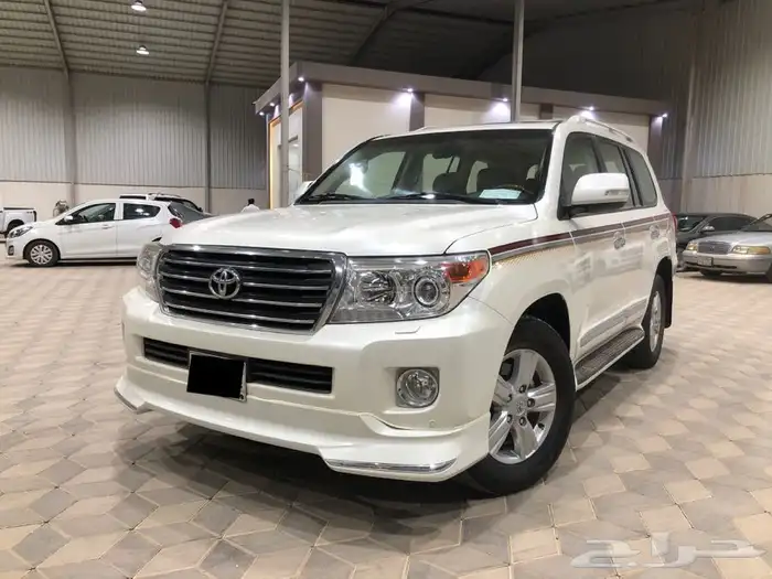 لاندكروزر جي اكس ار GX.R 2015 V8 0