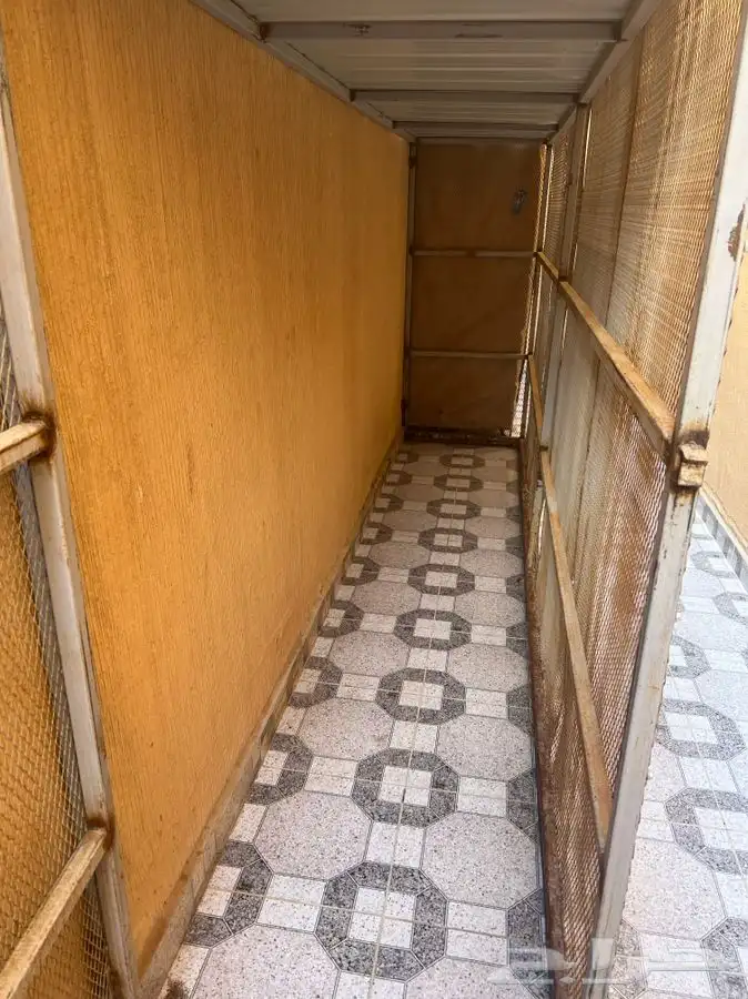 حظيرة دجاج ارتفاع 2 متر طول 4 وزيادة عرض 1 متر الى شوي 2