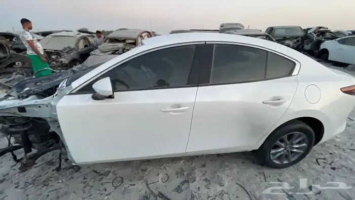 تشليح مازدا 3 قطع غيار 2020 9