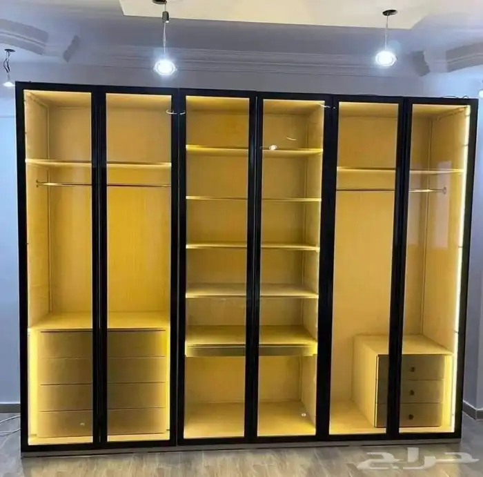 ديكورات خشبية و غرف نوم و كنب و طاولات طعام 2