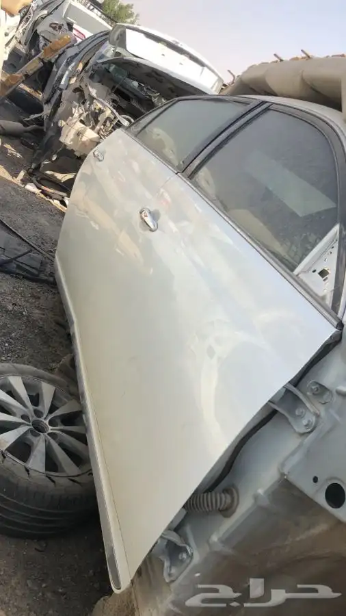 قطع غيار جميع انواع السيارات من الحاير والشرق 0