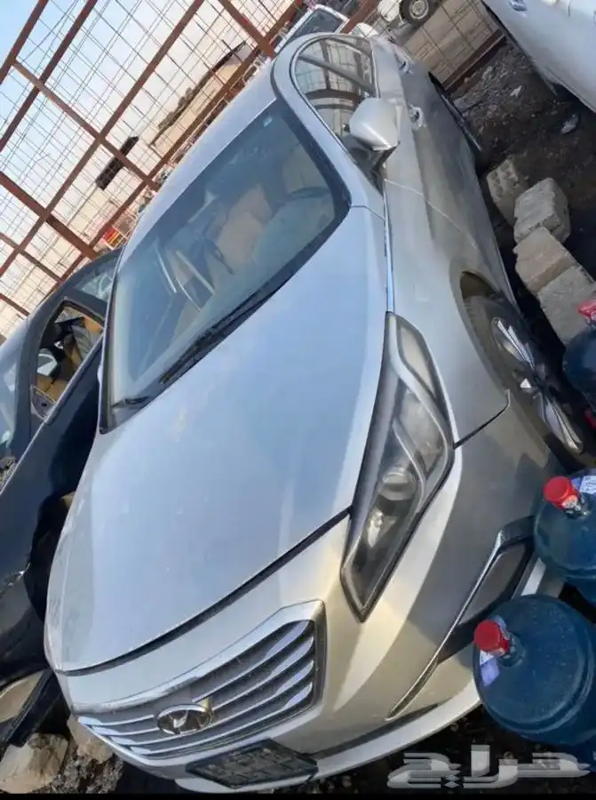 قطع غيار جميع انواع السيارات من الحاير والشرق 63