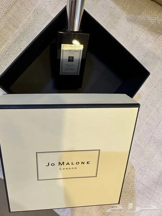 عطر الشعر من جومالون عود وبرقموت اصلي رشتين فقط للتجربة 0