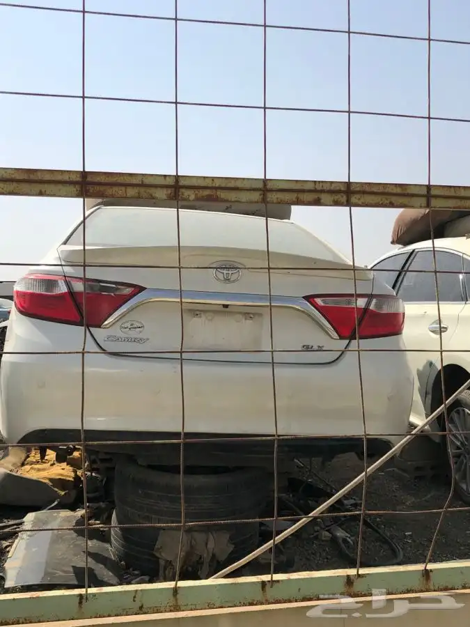 قطع غيار جميع انواع السيارات من الحاير والشرق 50