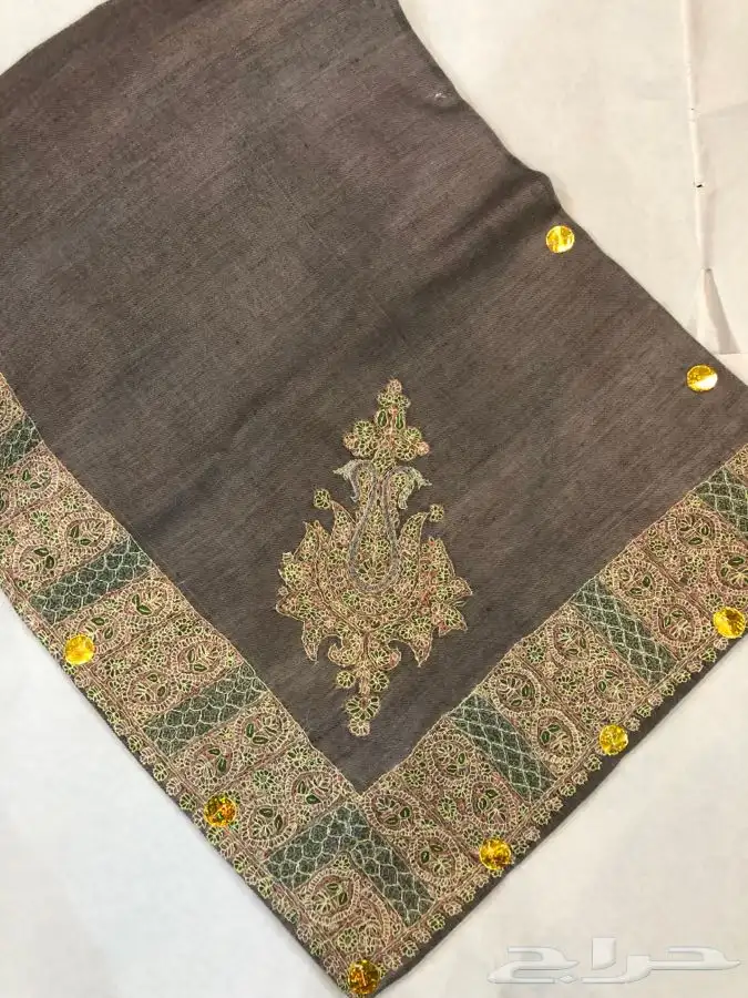 سعر تصفية شالات كشميرية ترمة 23