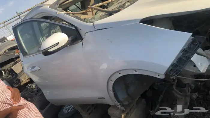 قطع غيار جميع انواع السيارات من الحاير والشرق 43