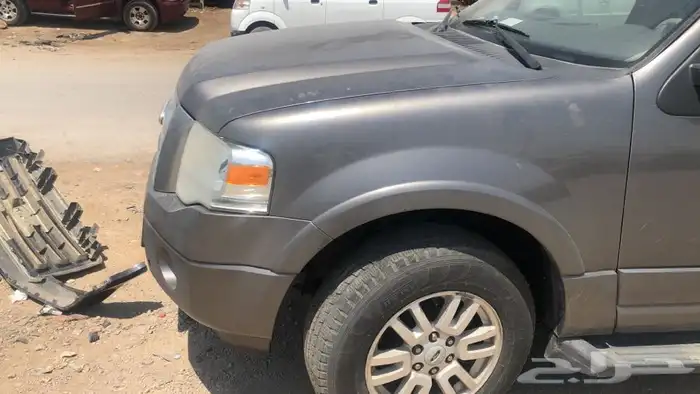 قطع غيار جميع انواع السيارات من الحاير والشرق 12