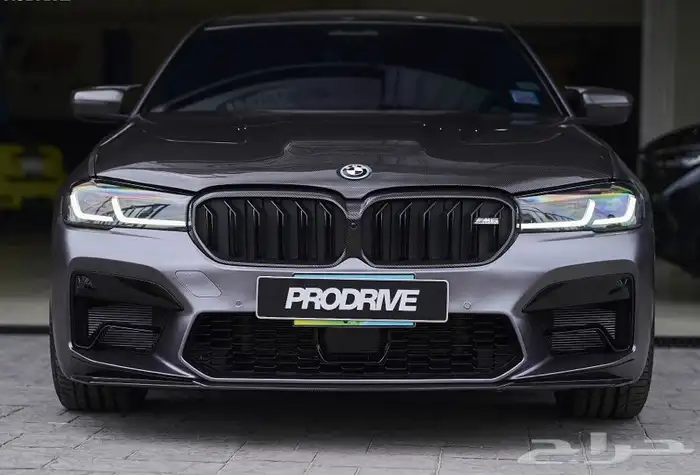 اسطبات بي ام G30 الفئة الخامسة تحويل الشكل الجديد 13