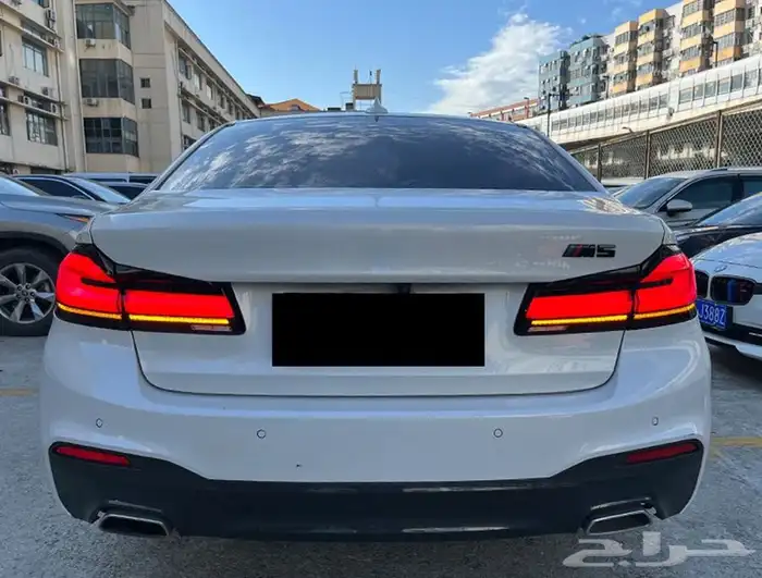 اسطبات بي ام G30 الفئة الخامسة تحويل الشكل الجديد 8