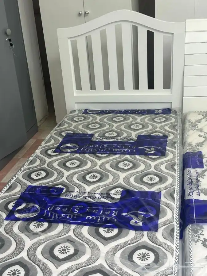 دولاب ملابس  سرير خشب  مرتبه سليب 6