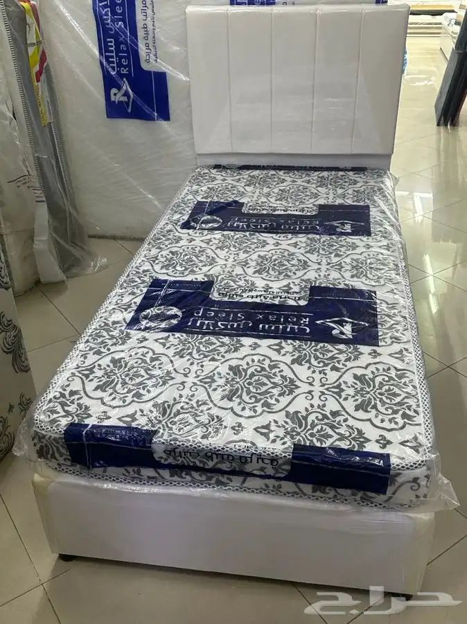 دولاب ملابس  سرير خشب  مرتبه سليب 12