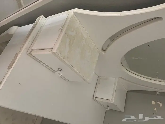 تسريحة للبيع ب80 0