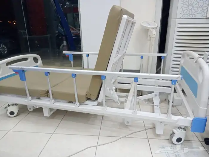 سرير طبي كهربائي جديد 5