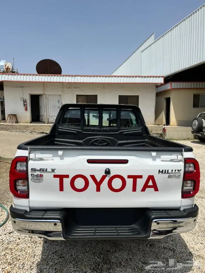 هايلكس غمارتين ديزل 2800 اتوماتيك 2024 2