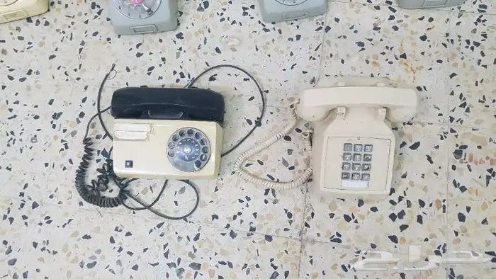 تليفونات قديمه للبيع 2