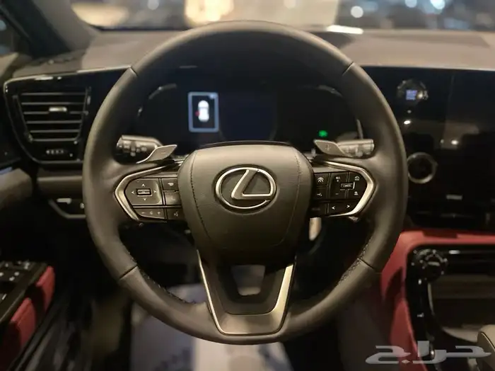 لكزس NX350 استاندر بنزين 2026 17