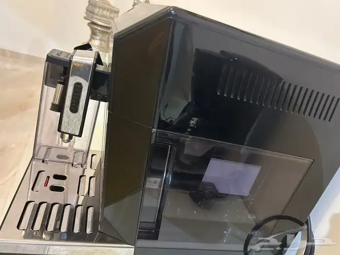 مكينة قهوة دلونجي 1