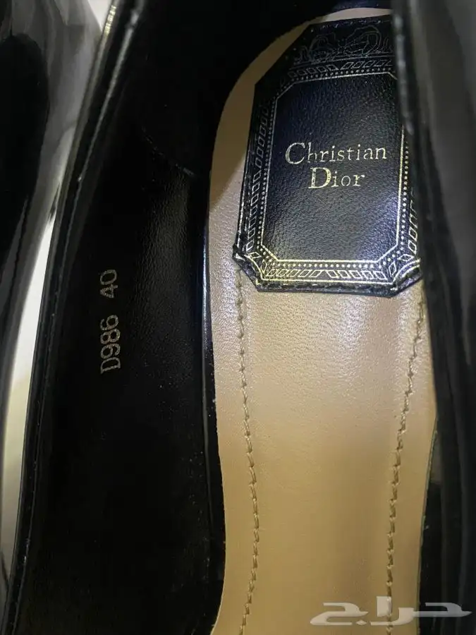 حذاء كرستيان ديور الاصلي ايطالي مستخدم 300ريال 4