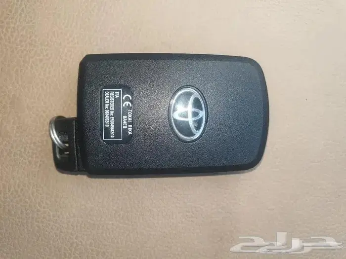 مفتاح ريموت تويوتا افالون كورولا بصمة مع البرمجة جدة 1