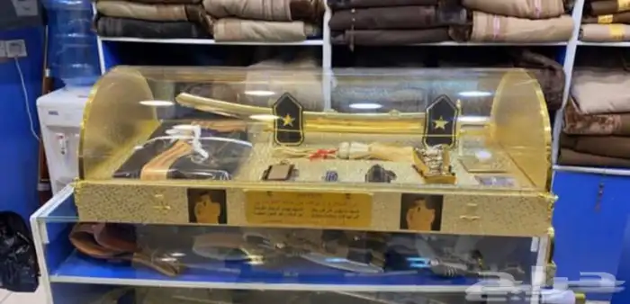 هدايا تخرج ضباط سيوف دروع هدايا 3