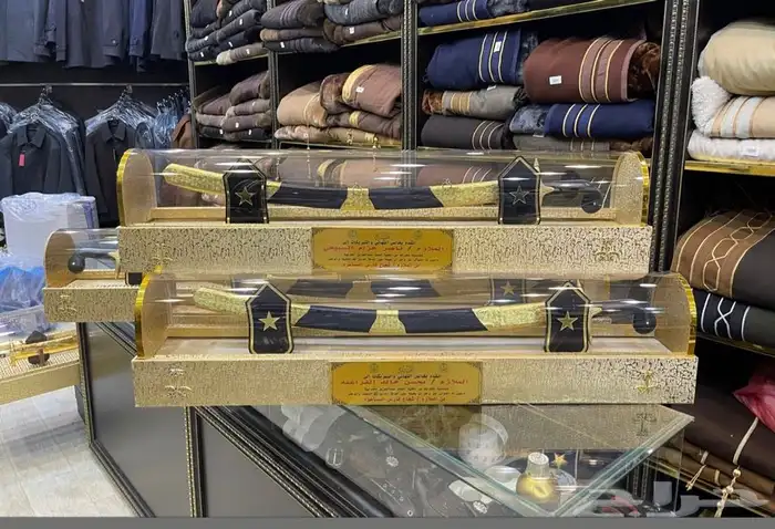 هدايا تخرج ضباط سيوف دروع هدايا 0