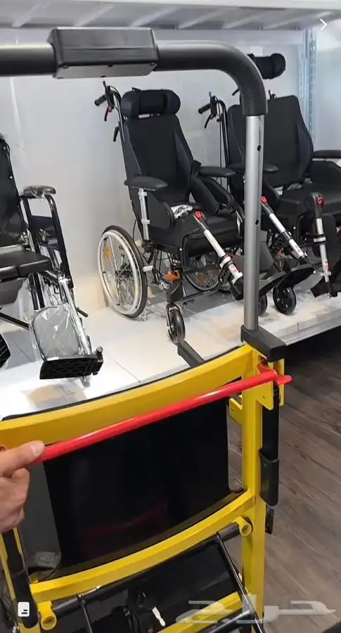 كرسي طلوع الدرج الدرج للكبار السن والمرضى 15