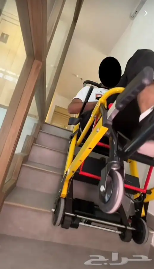 كرسي طلوع الدرج الدرج للكبار السن والمرضى 11