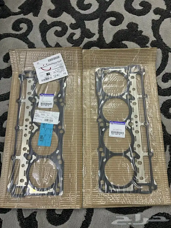 قطع مكينة هيلكات شنابر   طرمبة زيت   وجيه راس وكارتير 2