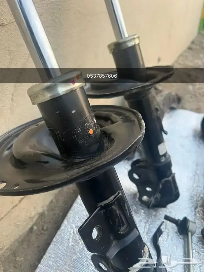 مساعدات عكوس مقصات كراسي مكينة اصلي تويوتا 18