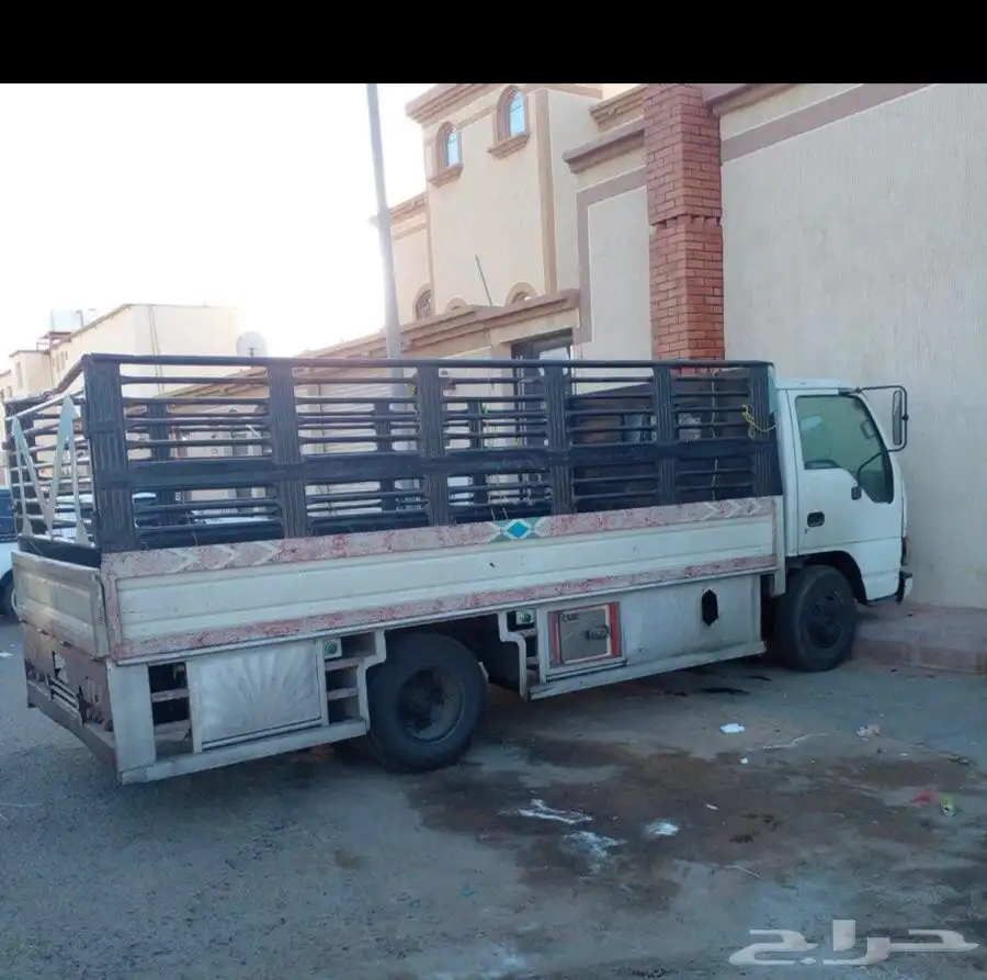 للبيع عدد5دينات سوزوثنتين2008ووحده 2002ووحده2004ووحده 2005 20