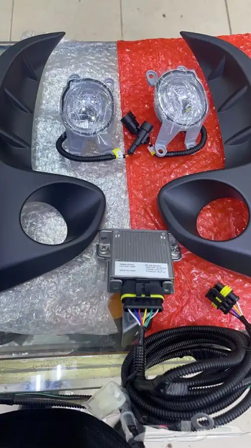 كشافات يارس 0