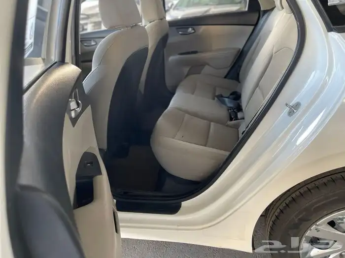 كيا سيراتو 5