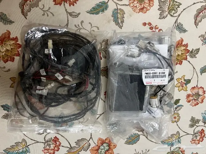 للبيع قطع غيار تويوتا لاندكروزر موديل 2007 27