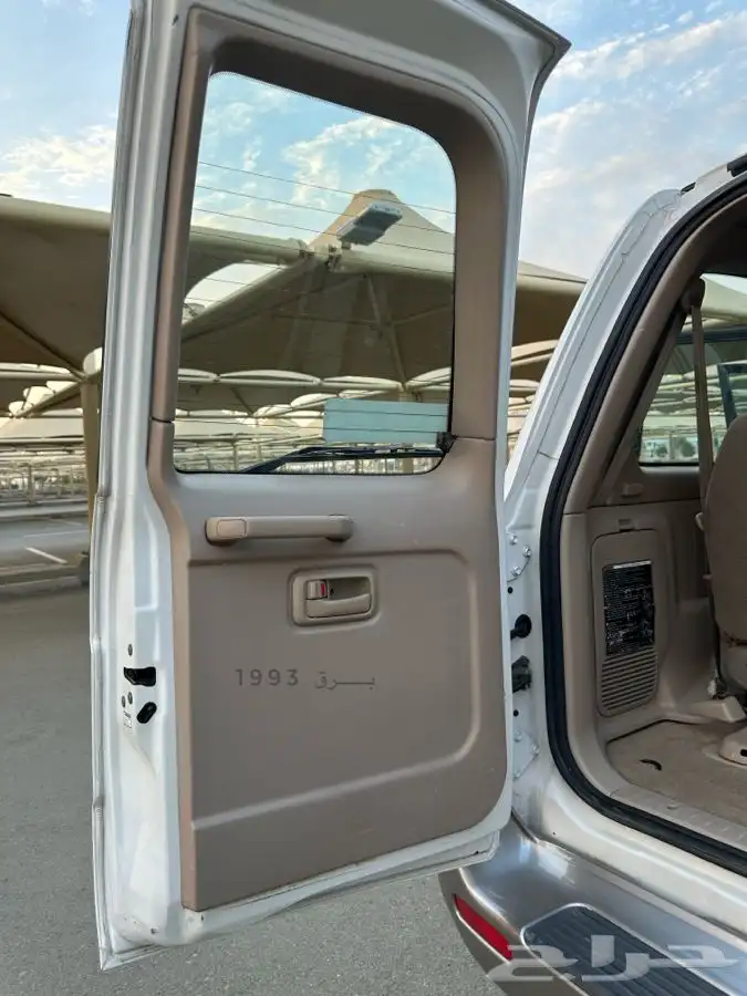لاندكروزر VXR 2 موديل 2000 شبه مخزن ( تم البيع ) 39