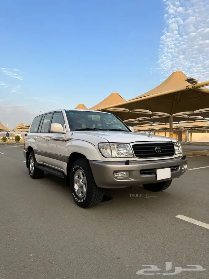 لاندكروزر VXR 2 موديل 2000 شبه مخزن ( تم البيع ) 3