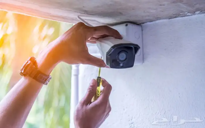 فني تركيب كاميرات معتمد مراقبة محلات تجارية منازل 0