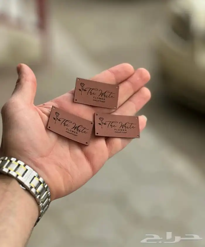 شرايط أكواب لوقو عبايات ليبل عبايات بوكسات أكياس عبايات تاق 44