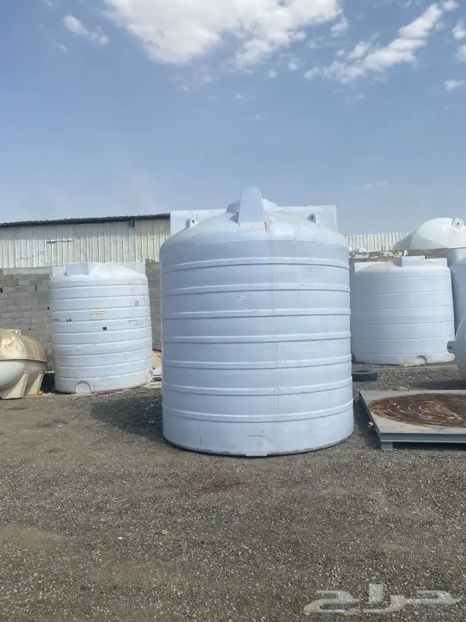 خزان ماء للبيع 15الف لتر فيبر او بلاستيك عامودي شركت الوطني 9