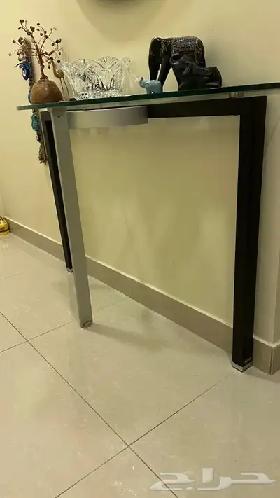 مدخل ثقيل وجميل للبيع المستعجل 0